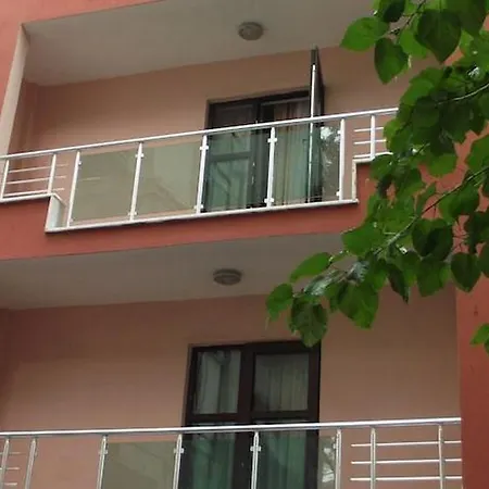 Hotel Ruritania 2*