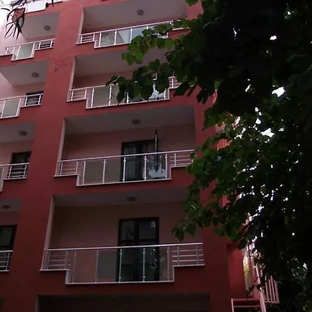 Hotel Ruritania 2*